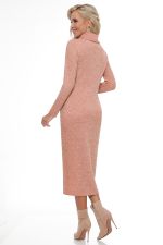 Платье-водолазка персиковое с разрезом DStrend (Акция)