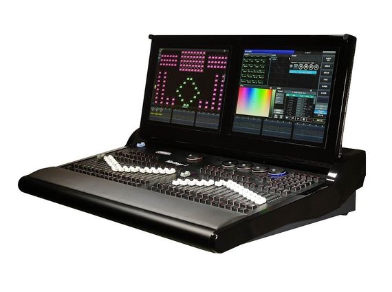 CODE Victory 1 (8192 CH) пульт управления светом в транспортировочном кейсе