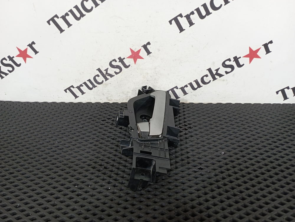 Ручка двери внутренняя 2023г