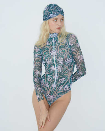 Купальник на молнии с рукавами "Ирисы"