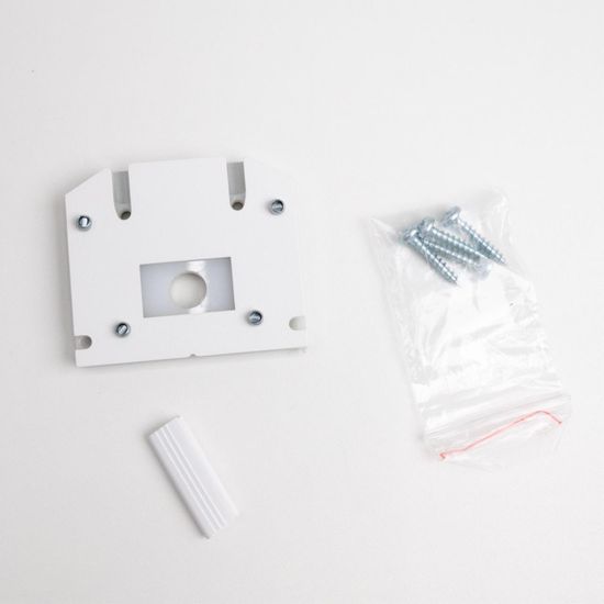 135132 NT21 122 белый Заглушка торцевая для арт 135130 FLUM