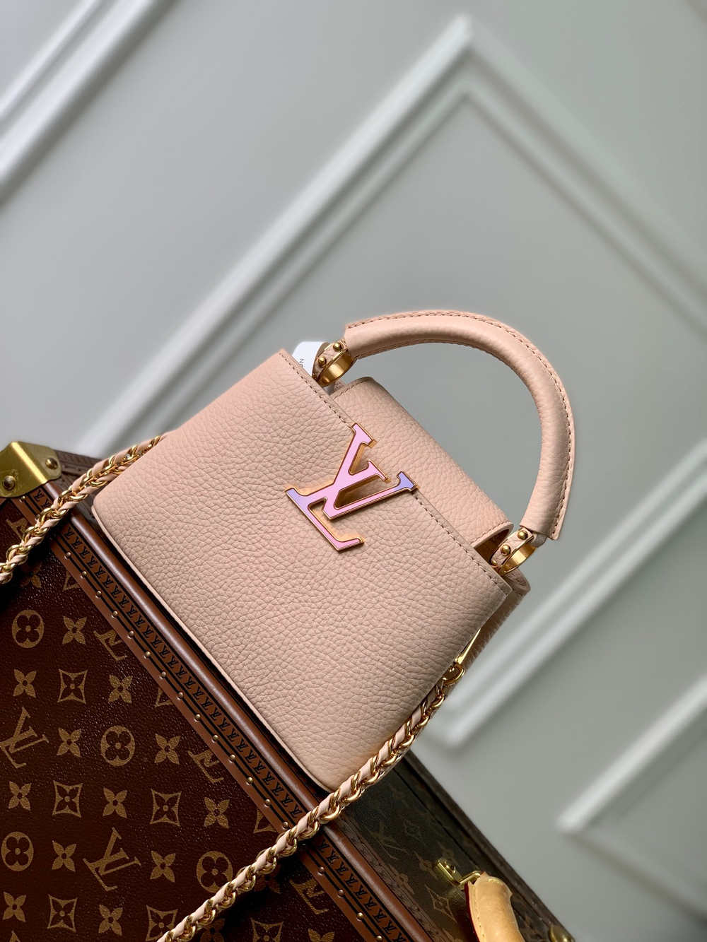 Louis Vuitton Capucines Mini