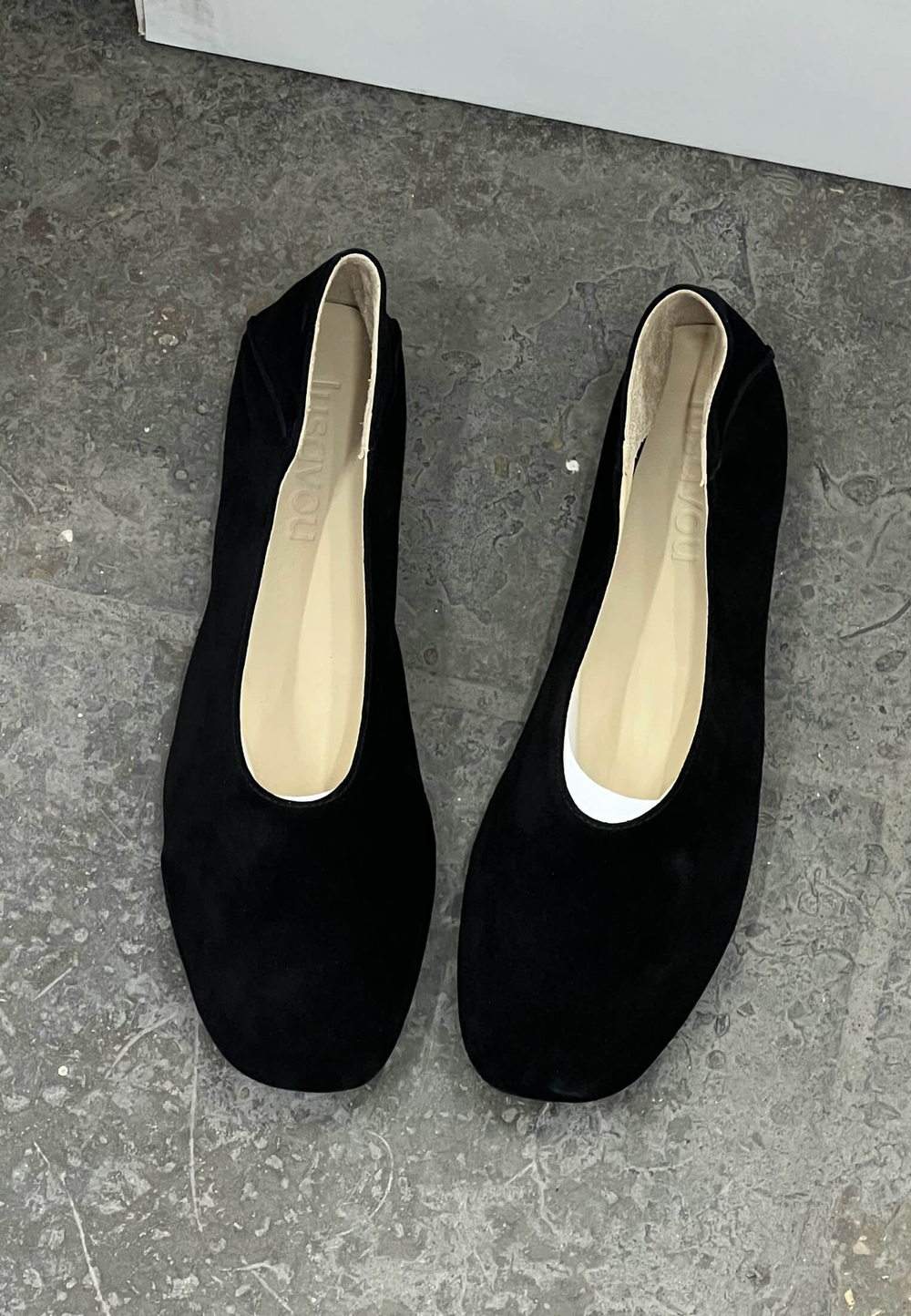 Туфли // Erykah Light // Black // Suede