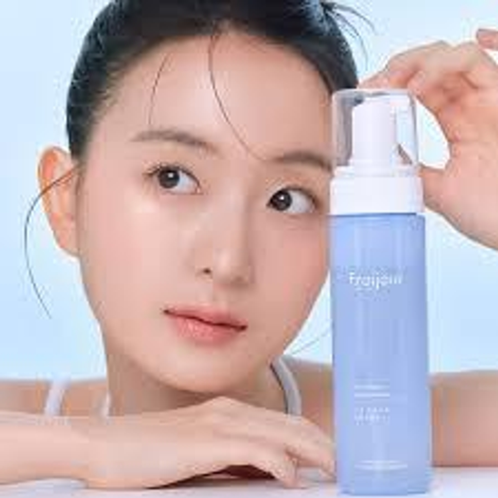 Evas Fraijour Pro Moisture Bubble Cleanser увлажняющая кислородная пенка для умывания
