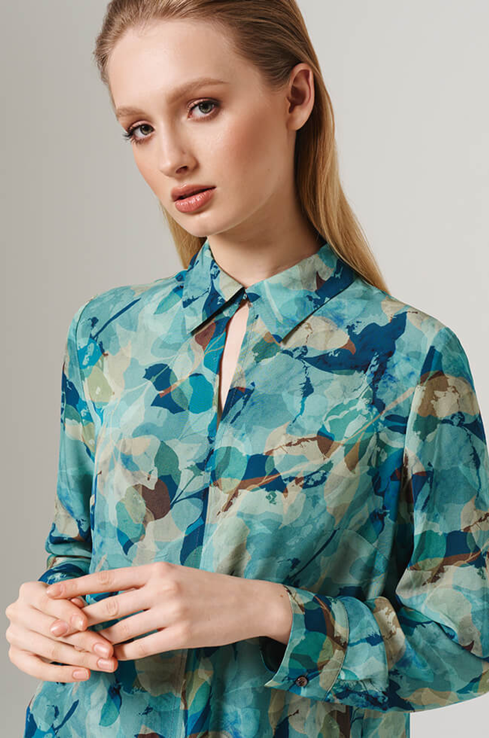 23146 Блузка женская (сине-зеленый принт)