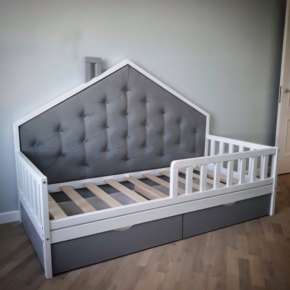 Детская кроватка Пенни (Penny) из массива бука