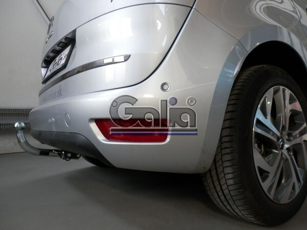 Фаркоп оцинкованный Galia C068C для Citroen C4 Picasso, C4 Grand Picasso 2013-, Peugeot 308 хетчбек, универсал 2013-(паспорт и сертификат в комплекте)(без электрики)