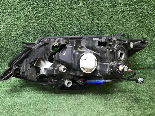 Битая Фара правая Nissan X-Trail T32 17-22 галоген