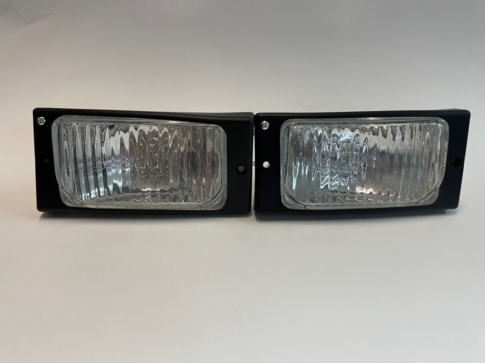 Противотуманная фара рифленая белая ВАЗ 2110