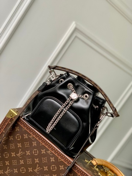 Louis Vuitton No Way Vibe