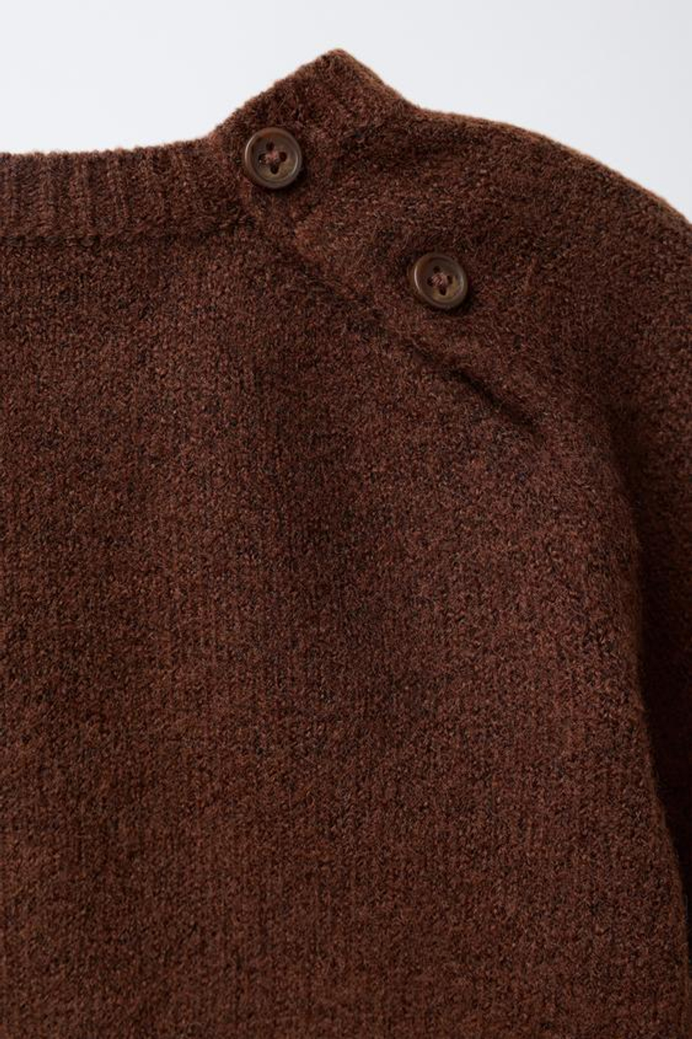 ZARA ВЯЗАНЫЙ СВИТЕР С ВЫШИВКОЙ В ВИДЕ УТЕНКА, КОРИЧНЕВЫЙ