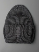 Шапка женская на осень рваная