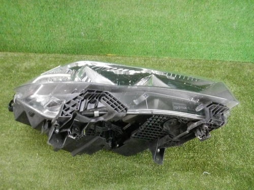 Битая Фара правая BMW X5 F15 (2013-2018) галоген