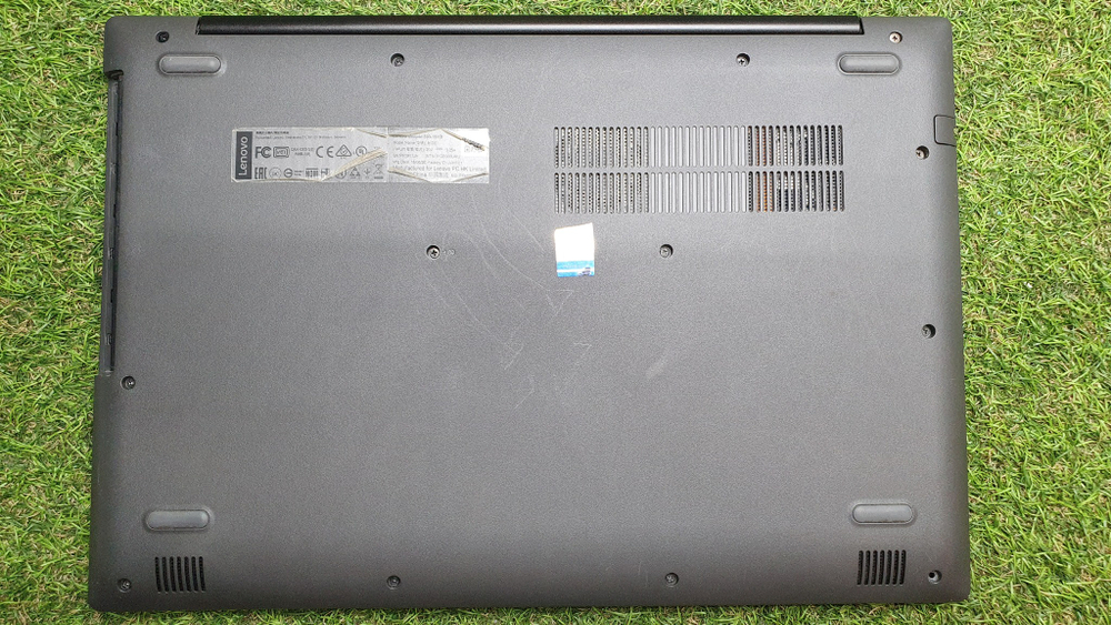 Ноутбук Lenovo i5-8/12 Gb/ MX150 2ГБ/FHD/ IdeaPad 330-15IKB (81DE015PRU)/Windows 10