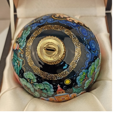 Шар новогодний с круговой росписью Палех "Зимняя тройка" в футляре