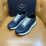 Классические сетчатые кроссовки