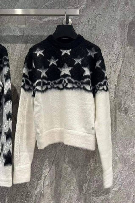 Свитер CHANEL