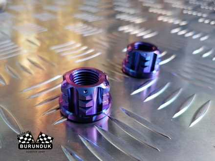 ТИТАНОВАЯ ГАЙКА М14 (ЗАДНЕЕ КОЛЕСО) DIO AF / ZX