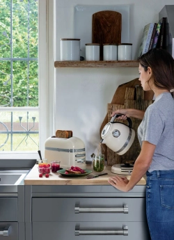 KitchenAid Тостер Artisan 2 крема EAN 5413184170226