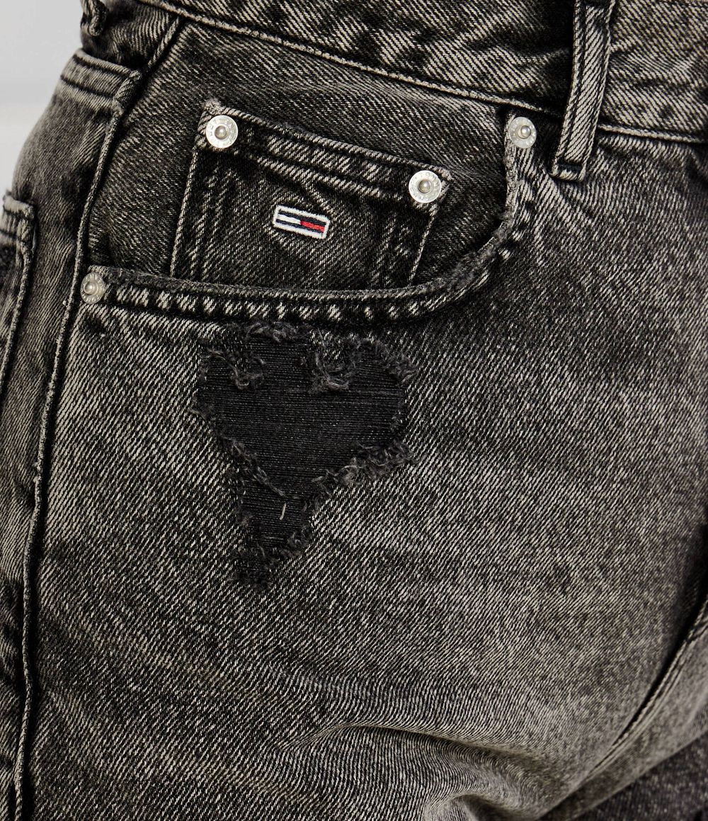 Джинсовые шорты BH0084 Tommy Jeans - графитовый(DW0DW17652)