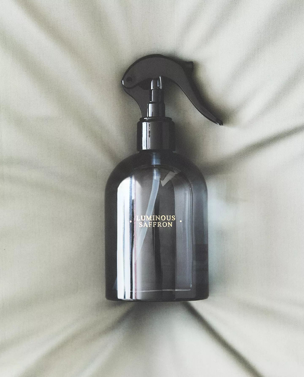 Zara Home - Спрей для ароматизации помещений светящийся шафран , 230 мл