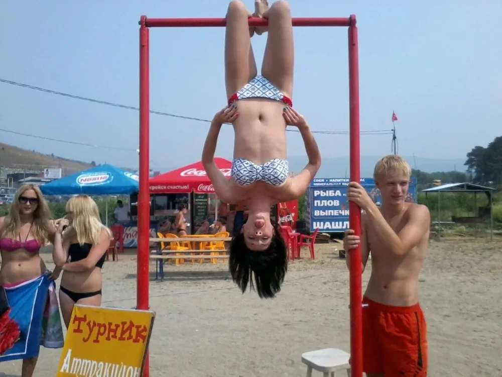 Турник с вращающейся перекладиной максимальный