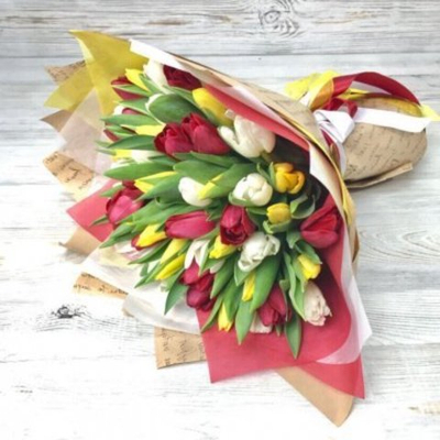 Букет из 49 тюльпана микс