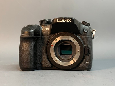 Panasonic Lumix DMC-GH4 54.000 кадров