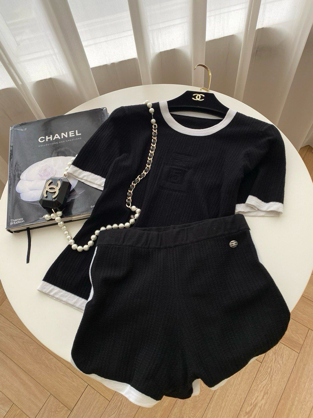 Костюм Chanel