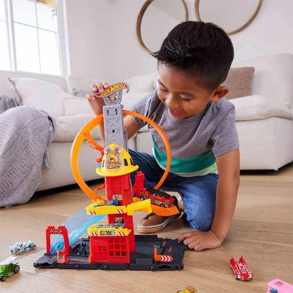 Hot Wheels City Super Fire Station