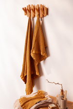 Полотенце для лица из умягченной вафли цвета охры из коллекции essential, 30x30 см