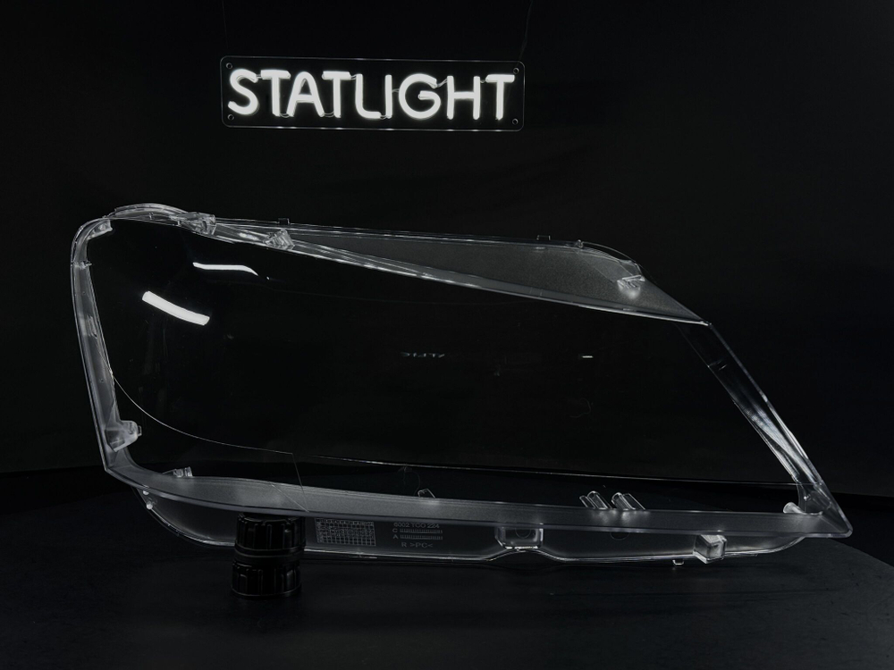 Правое стекло фары BMW X3 F25 2011-2014