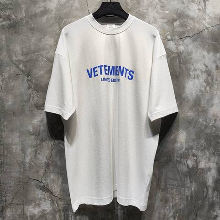 Футболка Vetements