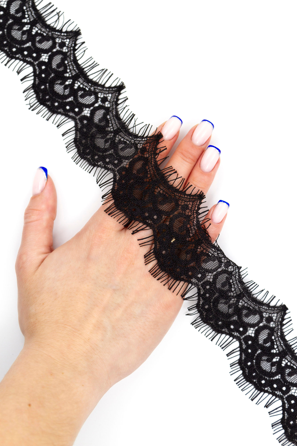 Узкое кружево шантильи чёрное неэластичное 6,5 см