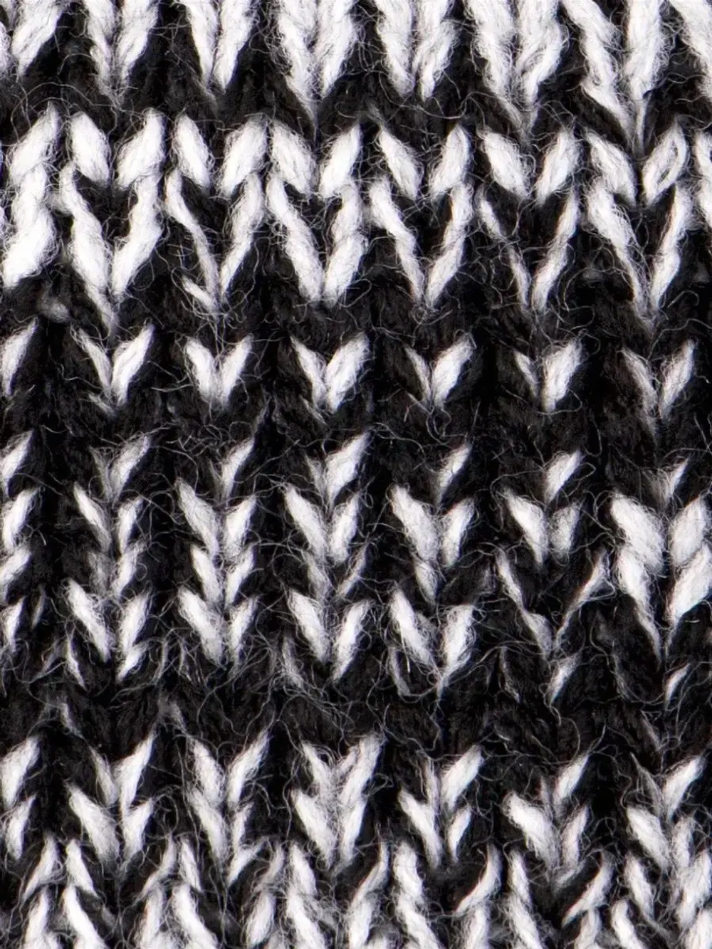 Шапка детская вязаная осенняя на завязках