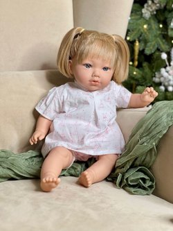 Кукла Marina and Pau 45 cм ALINA мягконабивная в пакете (M805K)