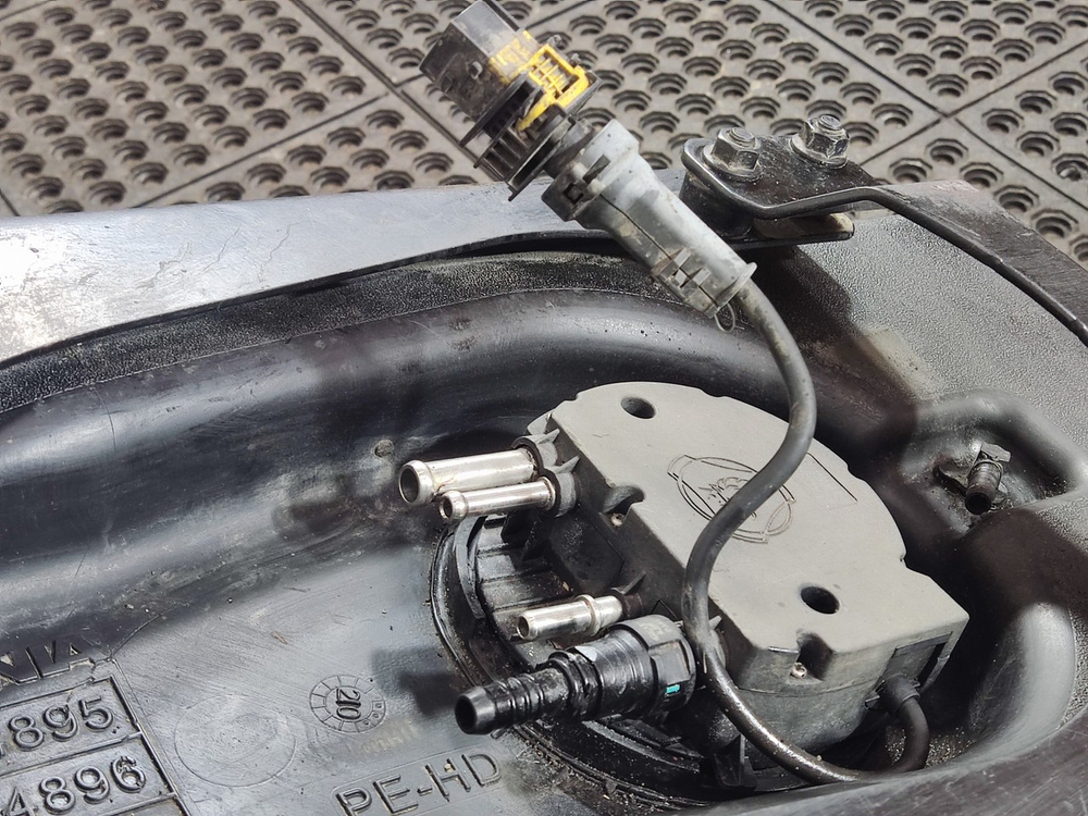 Бак AdBlue в сборе 2020г