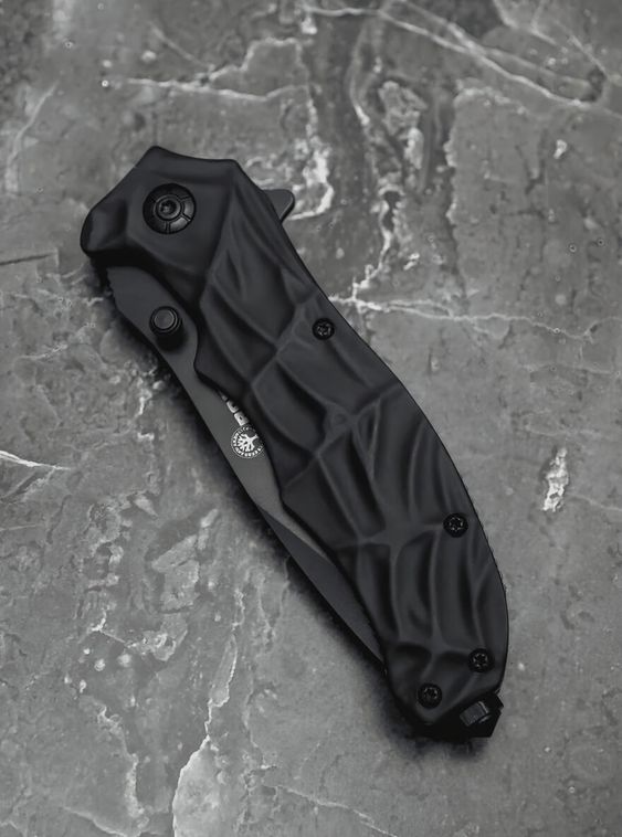 Складной нож тактический BOKER Черный с рельефной рукоятью