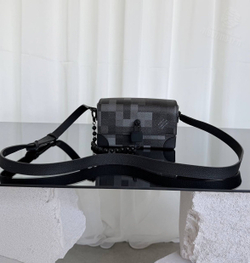 Сумка через плечо Louis Vuitton