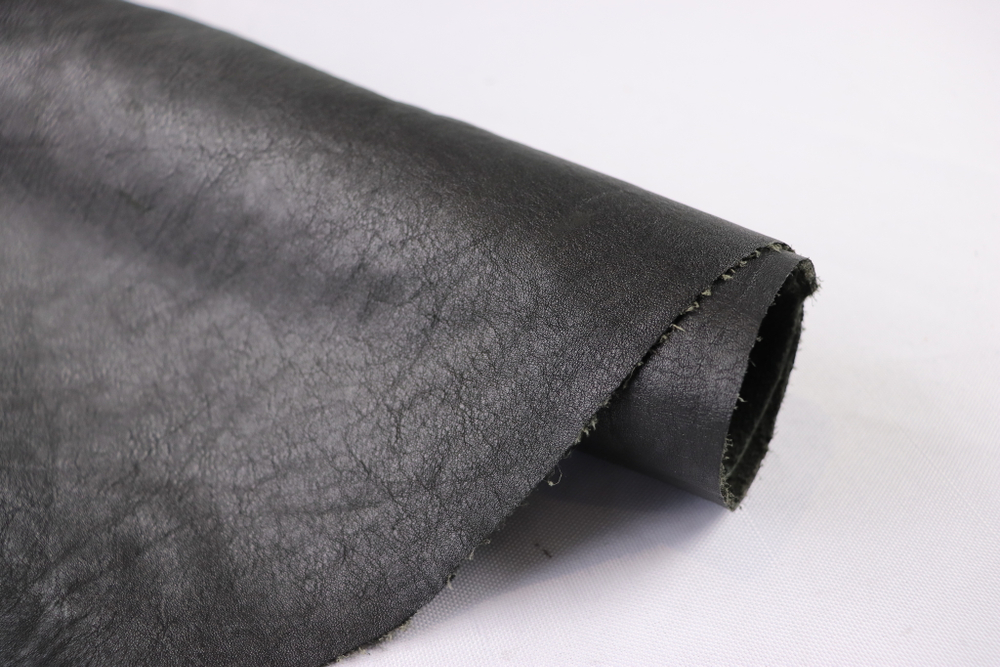 1,2-1,4 кожа подкладочная лицевая чёрная 166 дм² (КЛ)