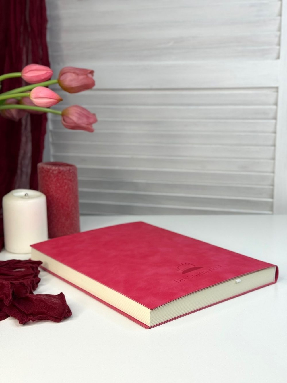 Блокнот А4 200л. (400страниц) без разлиновки Малиновый (К44-522А)