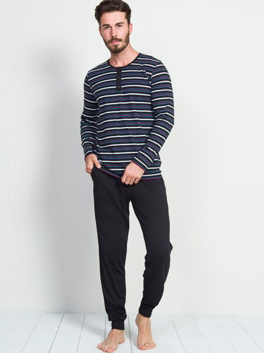 Мужская пижама с футболкой в полоску (Размер: L) (Цвет: черный)