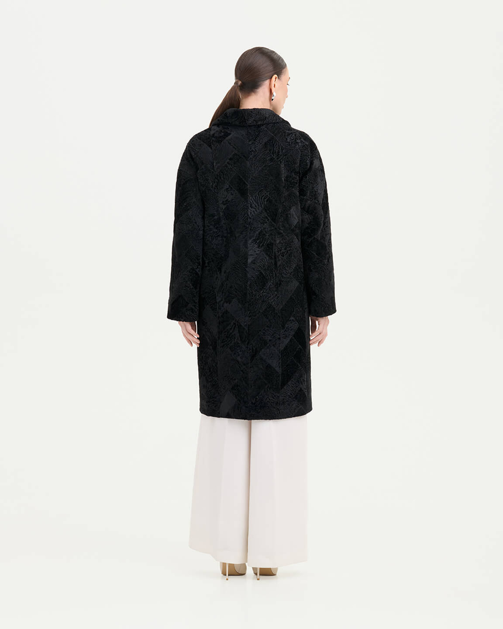 Полупальто из астрагана