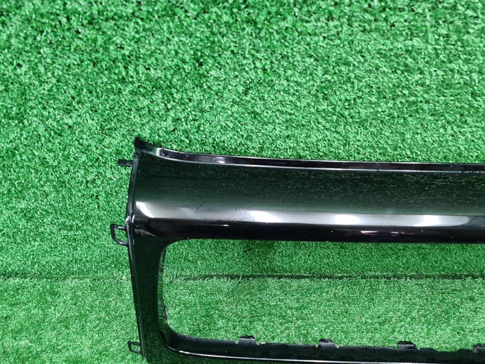 Накладка решетки радиатора Mercedes G W463 (18-24)