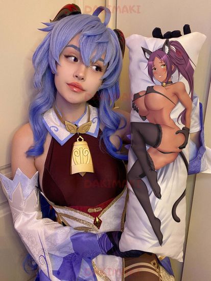 Мини дакимакура Йоруичи Шихоуин из Блич арт. M0511, 60х20 см