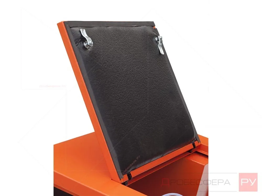 Винтовой компрессор ЗИФ-СВЭ 7,8/0,7 в кожухе