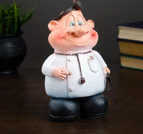 Копилка "Доктор" 12х10х19см