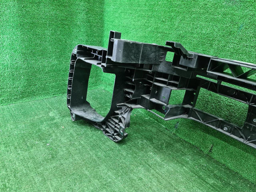 Телевизор Lixiang L7 (2022-н.в.)