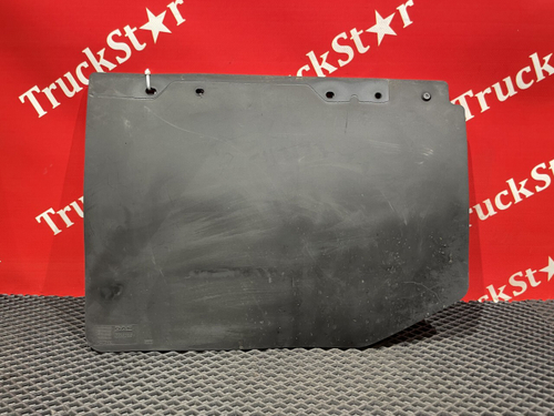 Брызговик кабины 2020г.