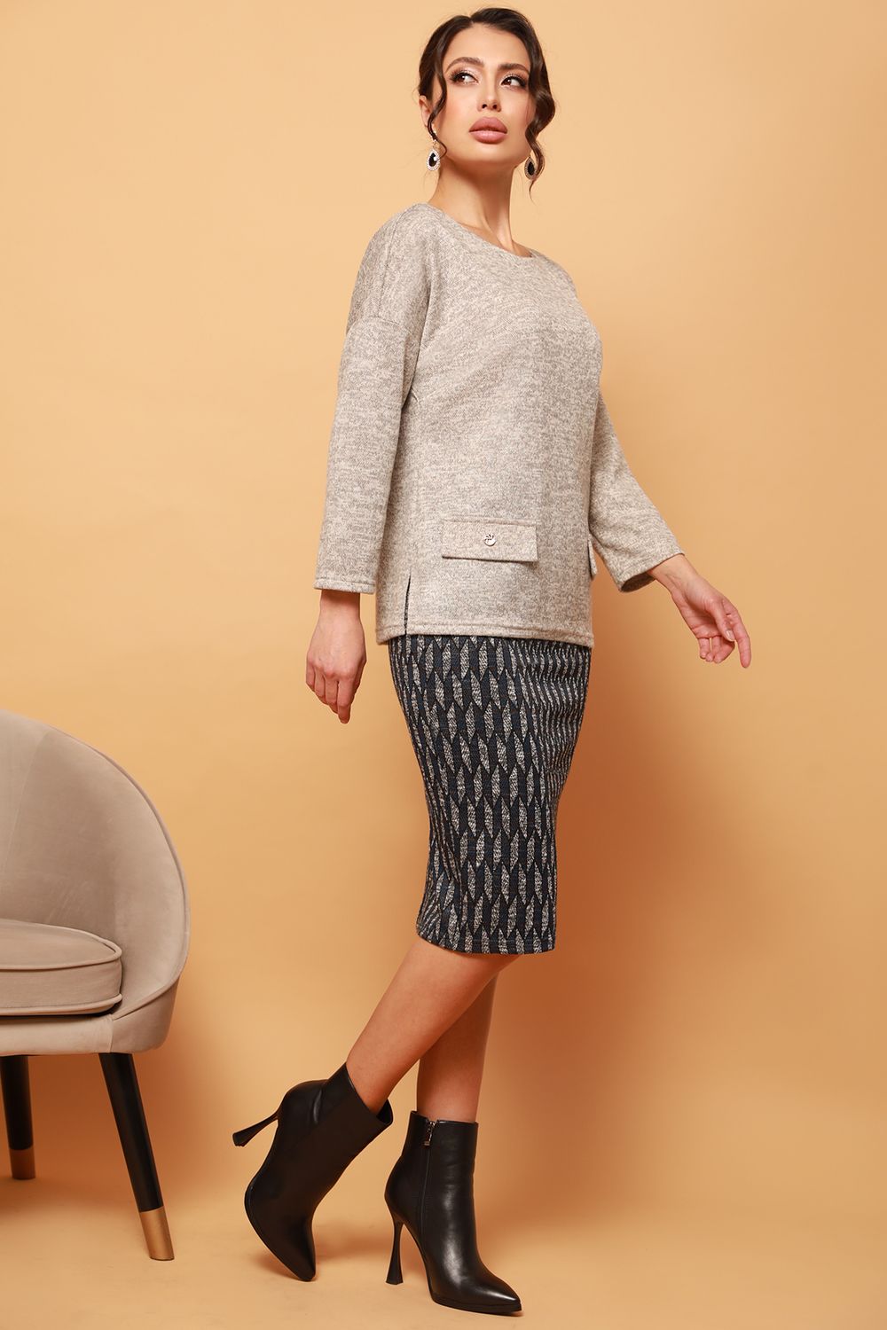 Костюм с разрезами трикотажный с поясом DStrend (Акция)